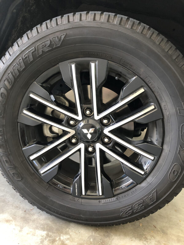 Pajero Sport QF Partial Wheel Decal