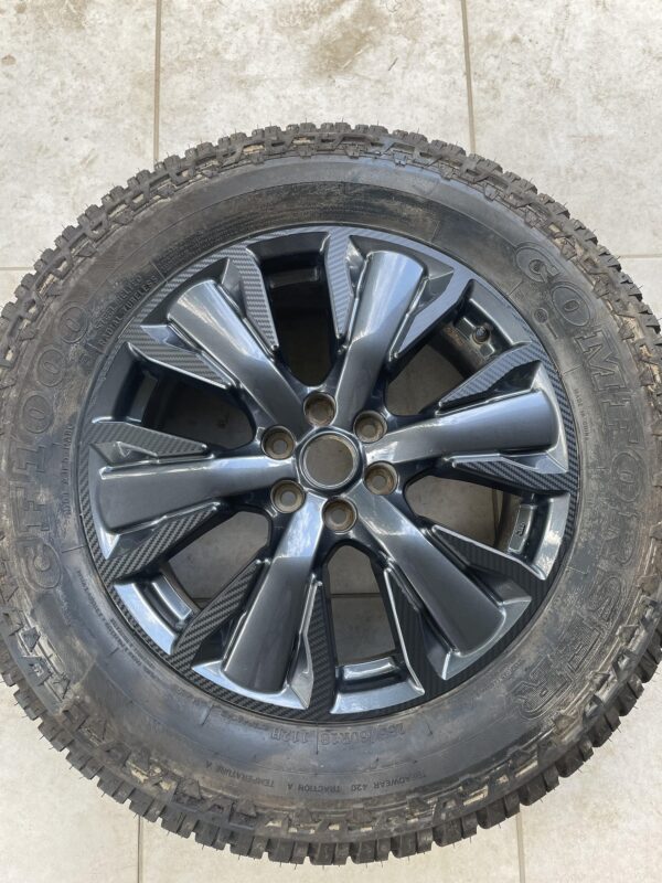 Navara ST-N Sport Wheel Decal - Image 6