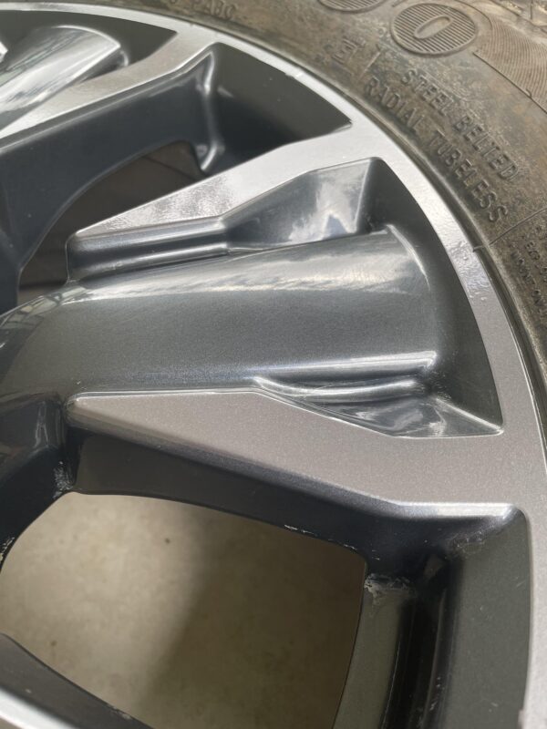 Navara ST-N Sport Wheel Decal - Image 3